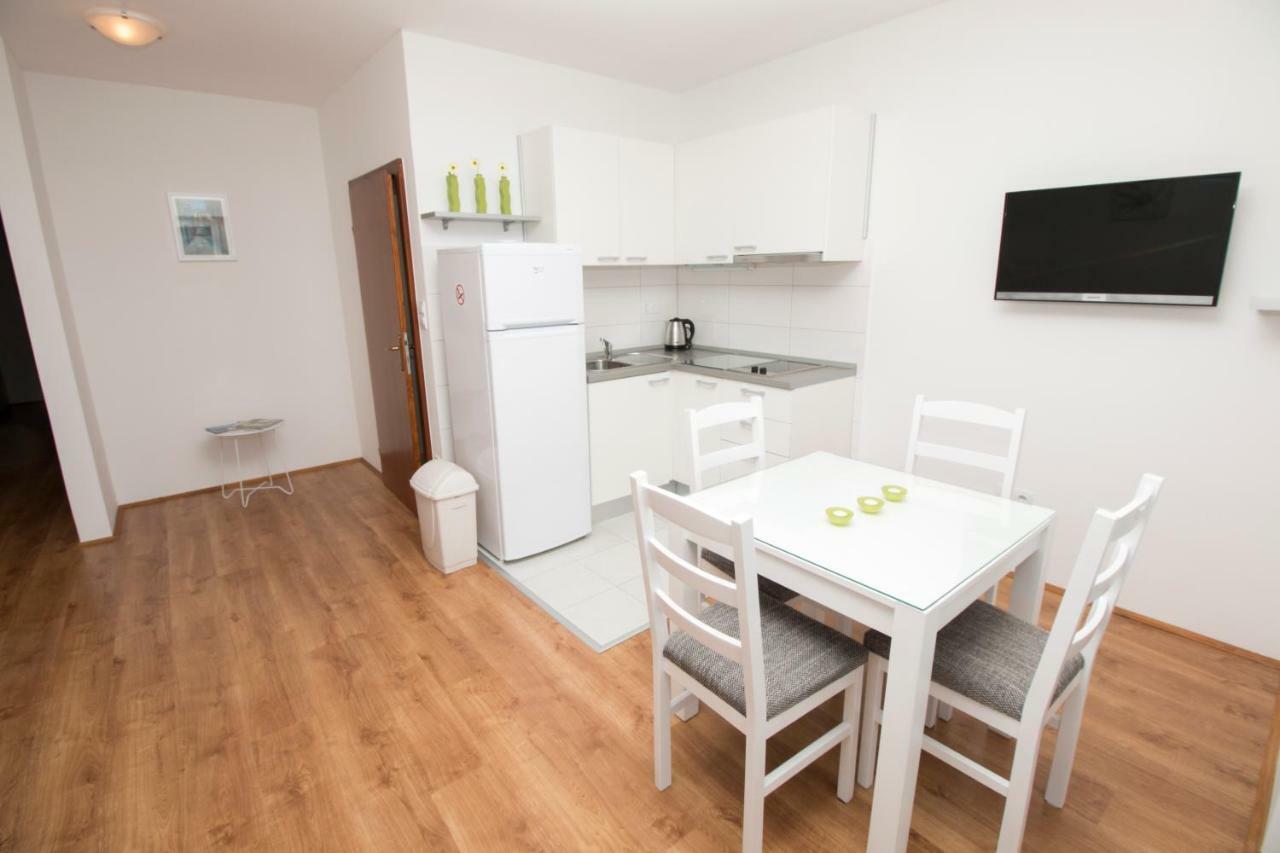 Apartments Liber Lokva Rogoznica Luaran gambar